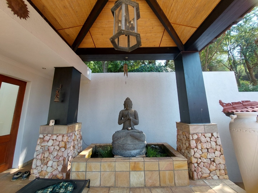 6 Bedroom Property for Sale in Birdwood Estate North West